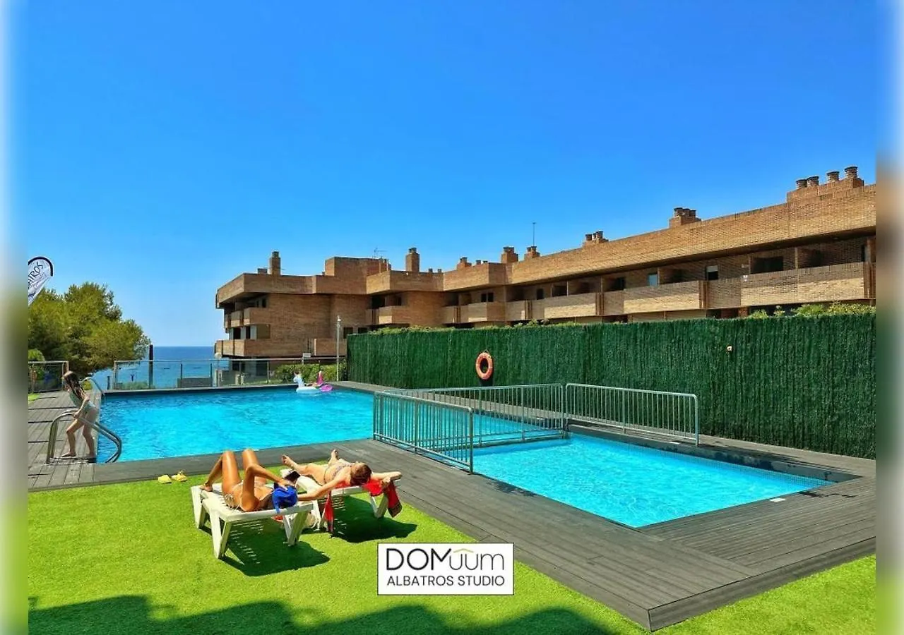 Domuum Holidays - Albatros Family Home Salou 0*,  Spain